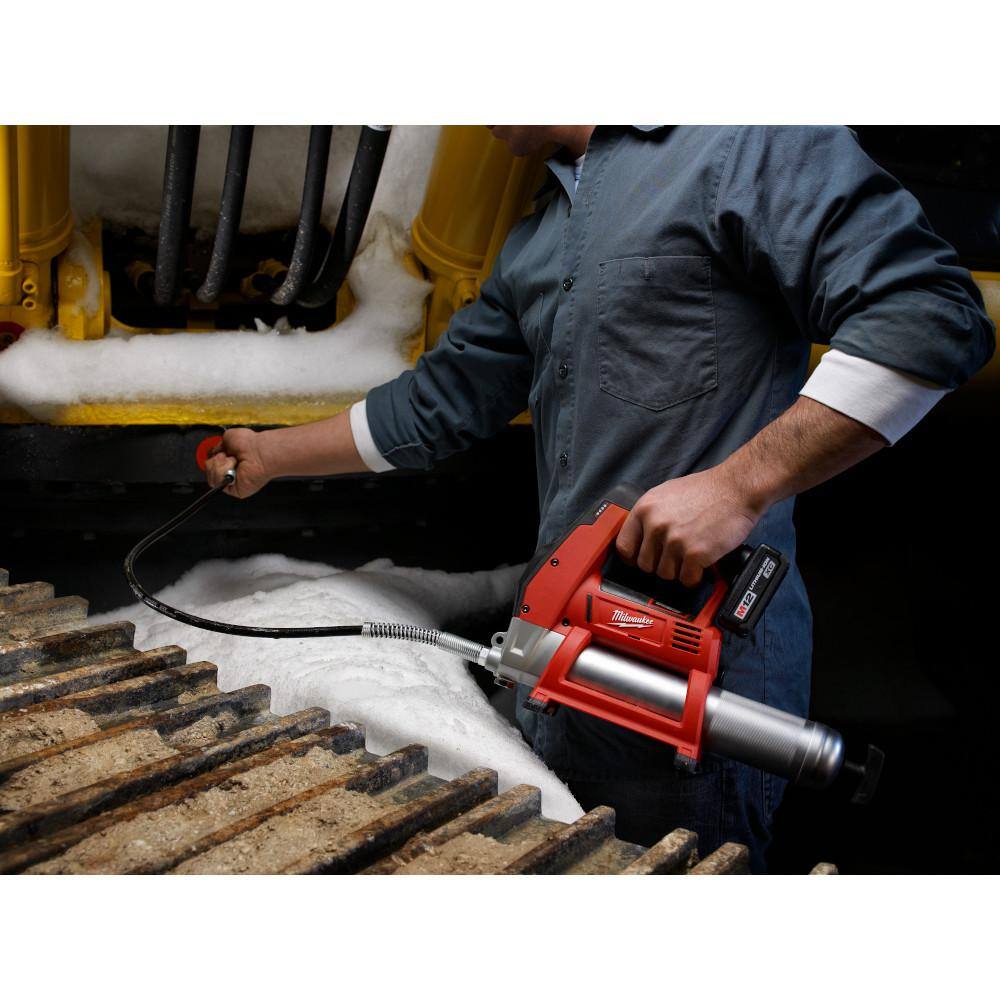 M12 12-Volt Lithium-Ion Cordless Grease Gun Kit with One 3.0 Ah Battery, Charger and Tool Bag with M12 3/8 in. Ratchet